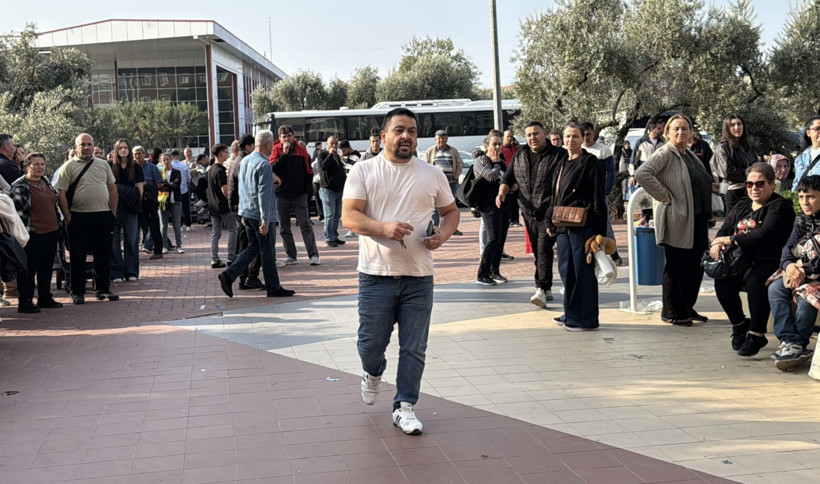 KPSS'de telaşlı sabah. Kimi son saniyede kurtuldu kimi kapıdan döndü - Resim : 8