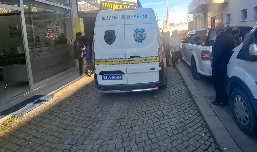 Kahvehaneyi basıp rastgele ateş açtı. 1 kişi hayatını kaybetti - Resim : 2