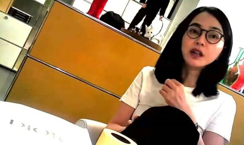 Eski First Lady'e Dior çanta soruşturması - Resim : 1