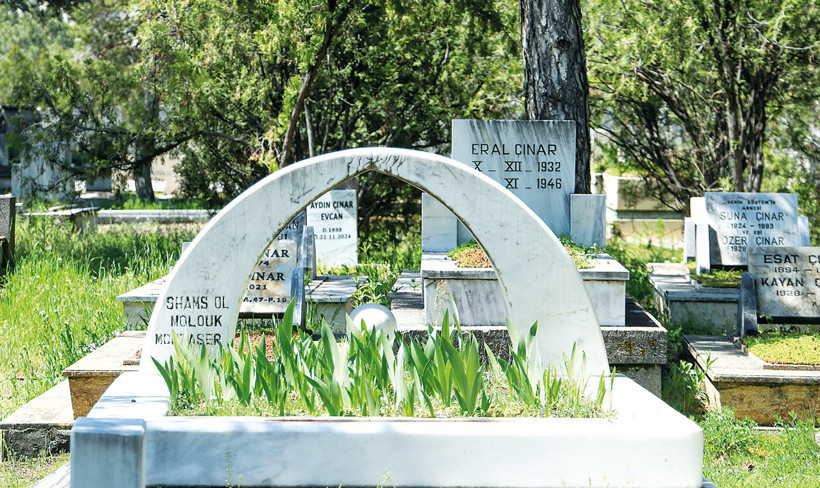 En demokrat mezarlık - Resim : 2