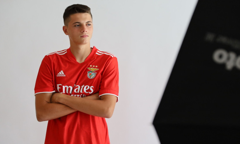 Transfer şikesini canlı yayında anlattı: 'Dürüst ve namuslu olarak bilirdim' - Resim : 1