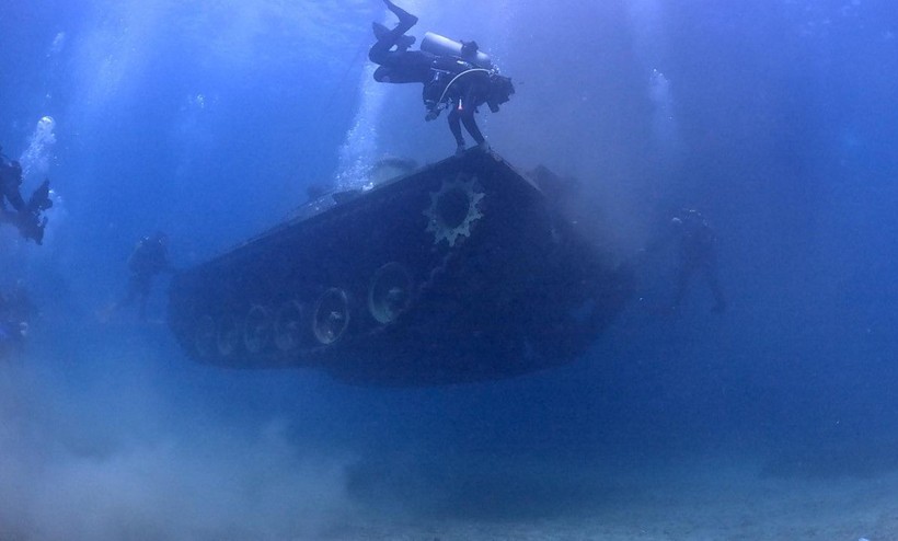 Saros Körfezi'ne tank batırıldı - Resim: 25