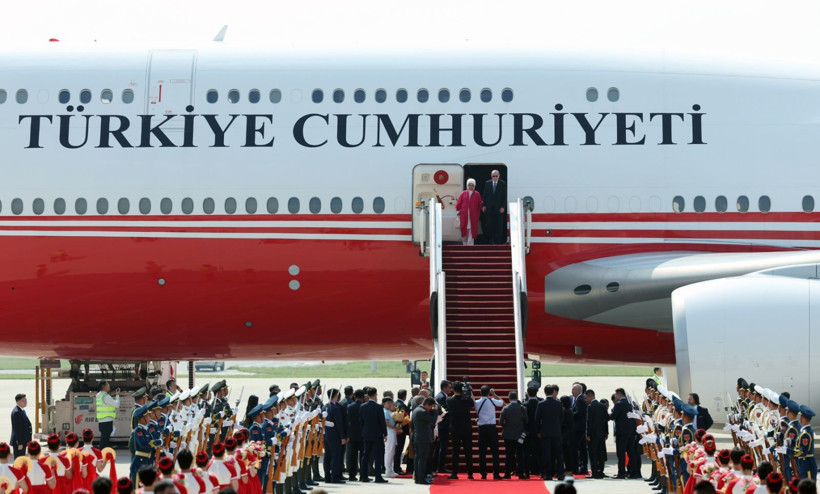 Erdoğan'a renkli karşılama - Resim: 1