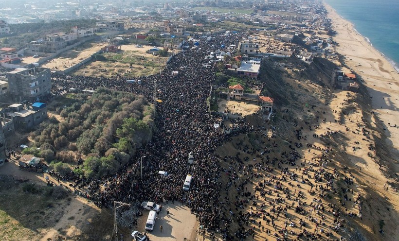 Binlerce insan evine gitmek için izin bekliyor - Resim: 3