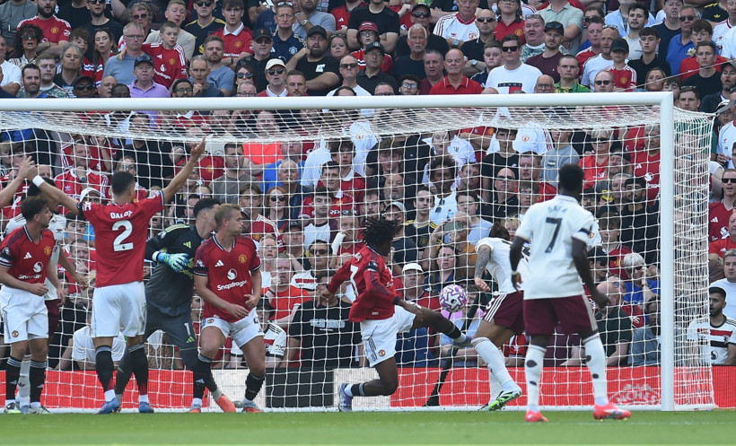 Altay Bayındır'ın yediği gol, MANU taraftarını çıldırttı - Resim : 2