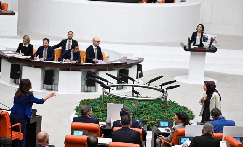 Meclis’te karikatür krizi - Resim: 9