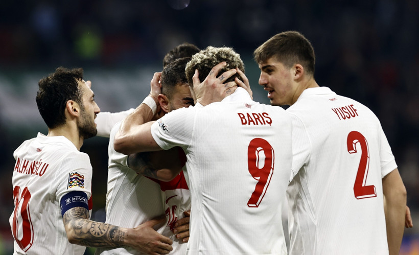 Fenerbahçeliler milli formayla yıldızlaştı - Resim : 2