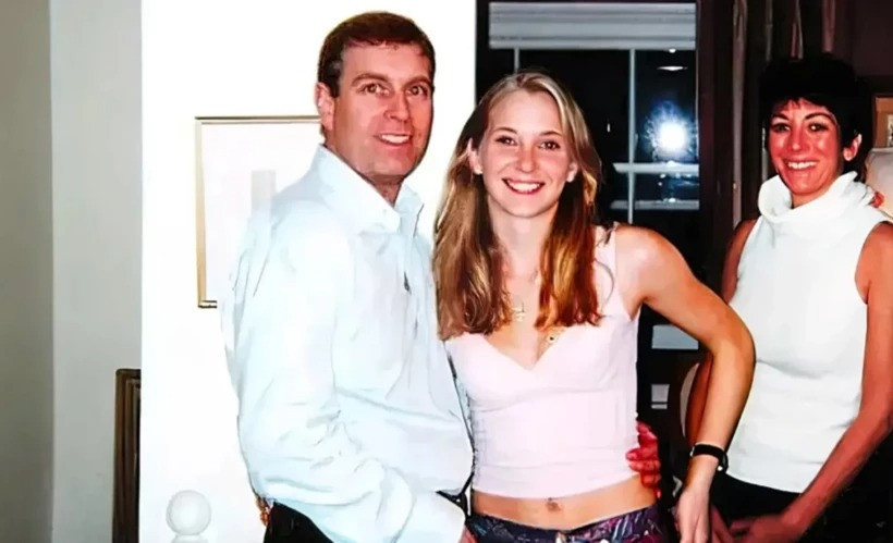 Kraliyet ailesinde deprem: Prens Andrew, unvanlarını bıraktı - Resim : 1