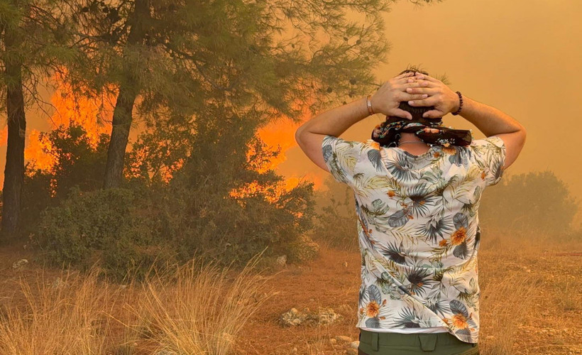 Antalya'da 4 ilçede orman yangını: Evler tahliye edildi - Resim : 2