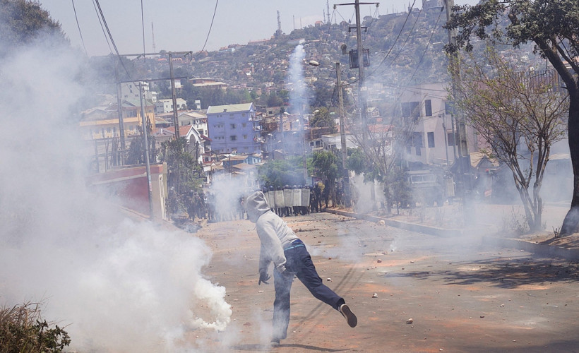 Z kuşağı hareketi, bir hükümeti daha düşürdü - Resim : 1