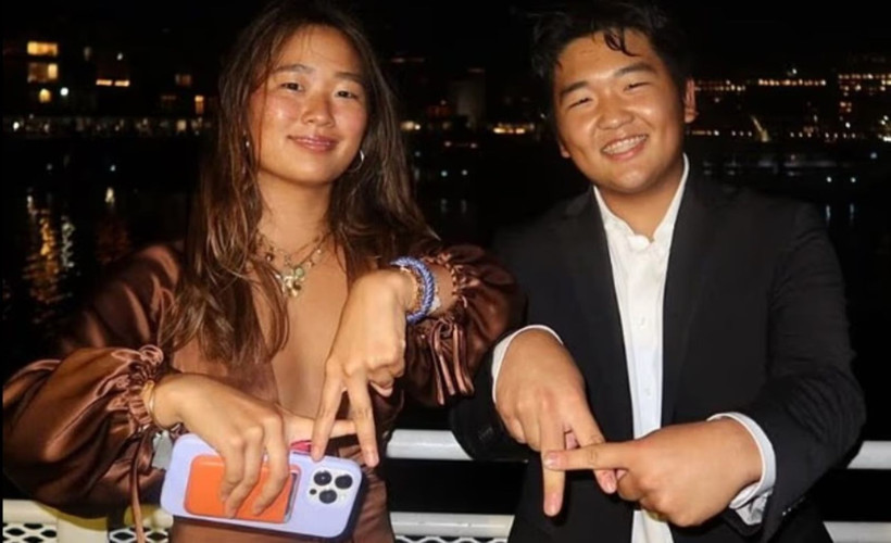 Yılın en ışıltılı gecesi: Sosyetenin genç güzelleri sahneye çıkıyor - Resim: 9