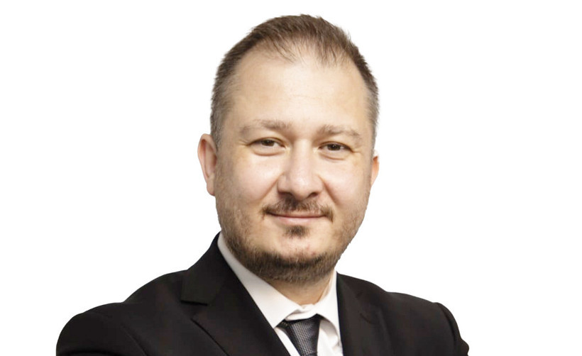 Menemeni soğan ve biber yaktı - Resim : 1