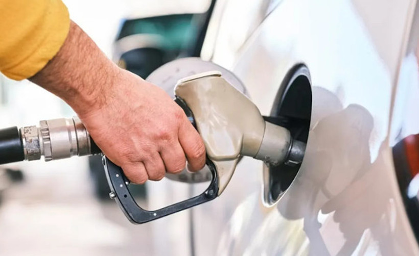 Benzine bu gece büyük zam geliyor. Motorin 100 TL'yi geçecek - Resim : 4