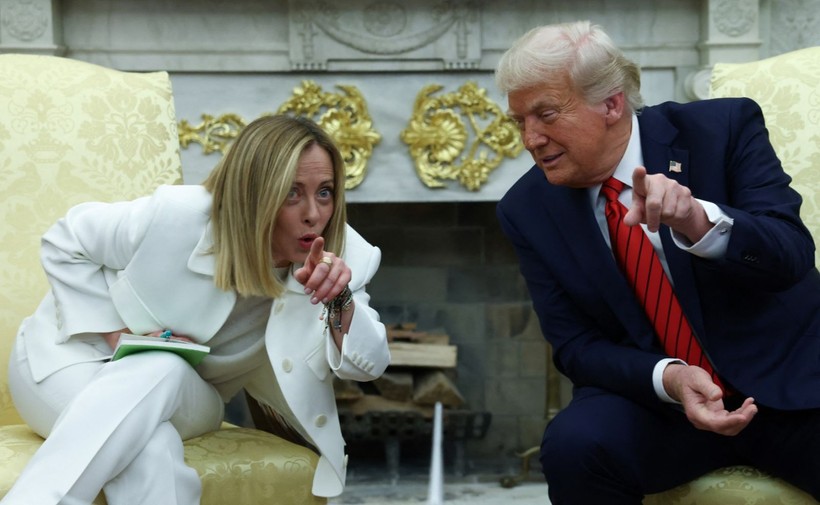 Trump, 'favori Avrupalı liderini' ağırladı: 'Batı'yı yeniden büyük yapalım' - Resim: 2
