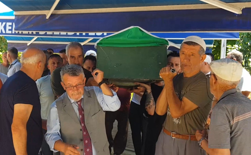 'Bu çocuk bizi öldürecek' dedi, bir saat sonra ölü bulundu - Resim : 5