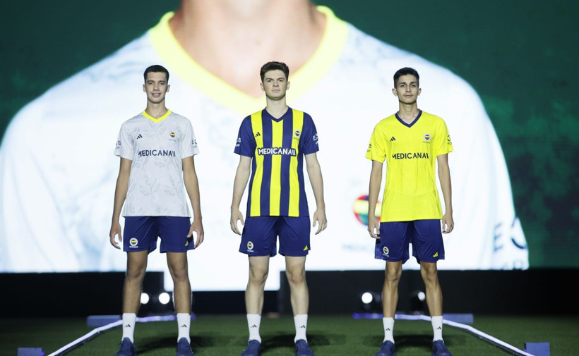 Kadıköy'de büyülü gece: Fenerbahçe'den unutulmaz lansman - Resim: 25