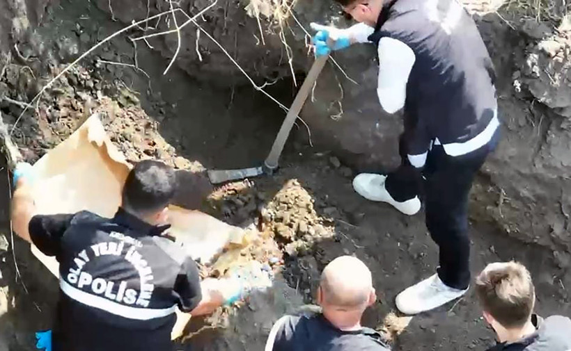 14 yıl sonra ortaya çıktı: Eniştesi ve sevgilisinden sonra yeğenini de öldürmüş - Resim : 1