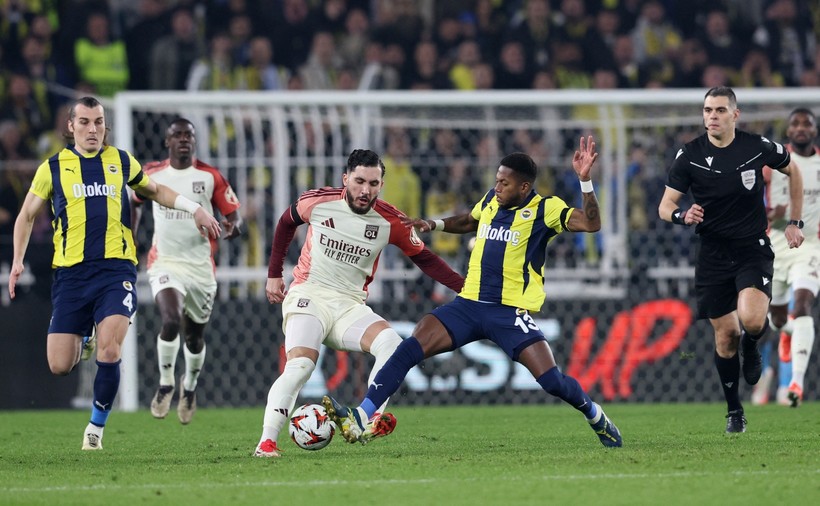 Avrupa'nın golcüsü Galatasaray, hırçını Fenerbahçe! - Resim : 2