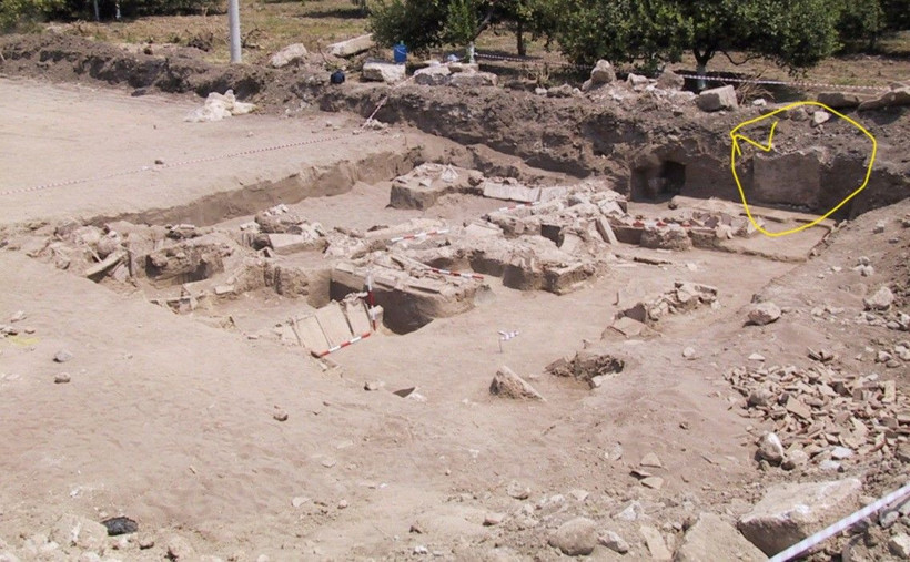 Villa inşaatında 'ölüler şehri' bulundu - Resim: 7