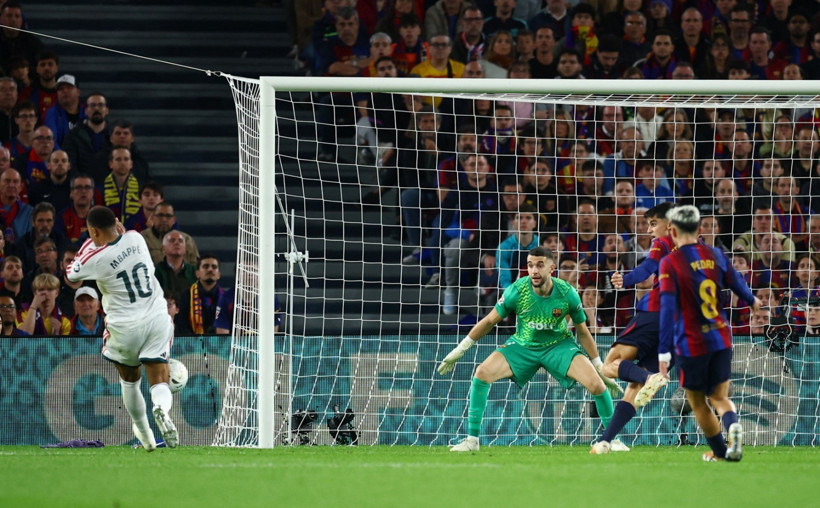 3 gollü El Clasico'da kazanan belli oldu. Arda Güler'in 2 asisti güme gitti - Resim : 1