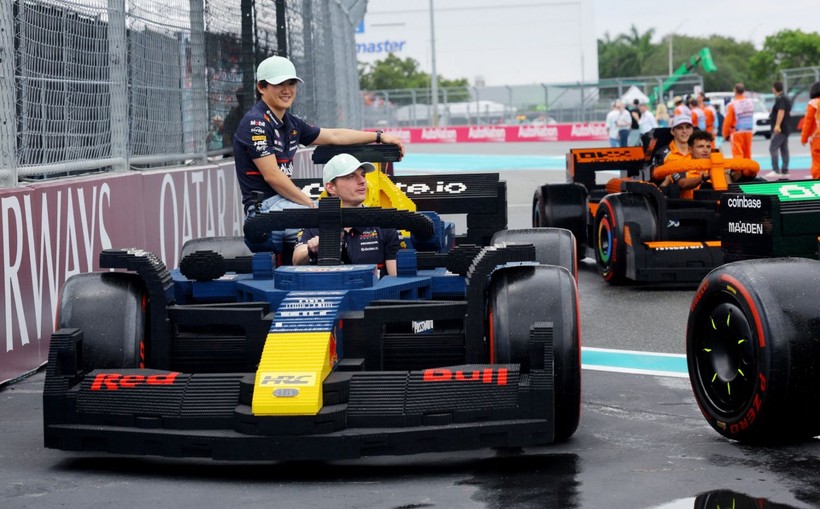 Formula 1'e 'LEGO araç' damga vurdu - Resim: 11