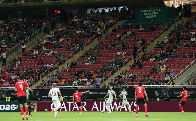 Dünya Kupası maçında tribünler boş kaldı: Bilet fiyatları yine gündem oldu - Resim : 1