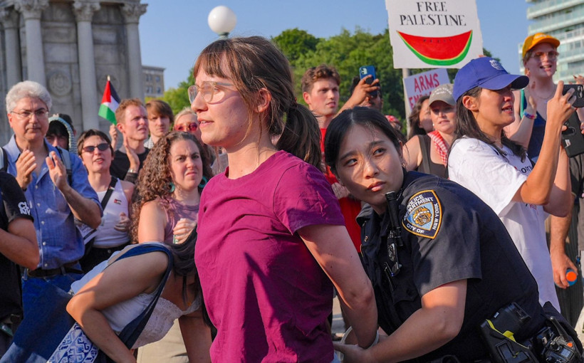 New York'ta Gazze gözaltıları - Resim: 10