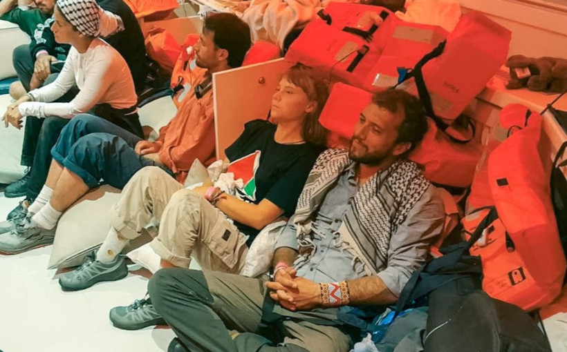 İsrail saldırılarına rağmen bazı gemiler Gazze'ye ilerliyor - Resim : 2