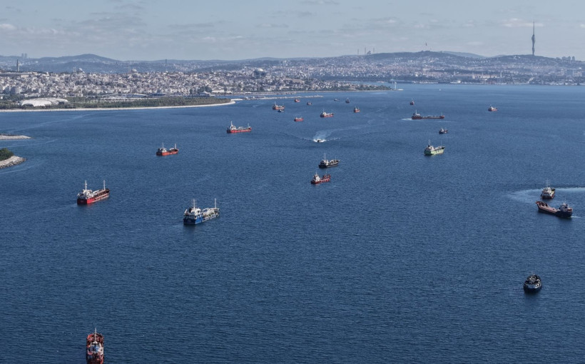 Marmara'yı otoparka çevirdiler: Süreç uzarsa Türkiye'nin dev filosu yok olacak - Resim: 5