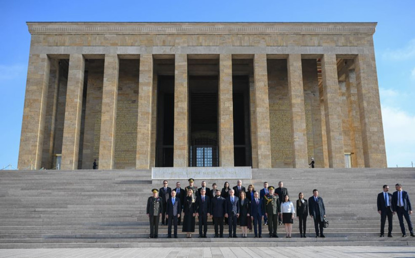 Erhürman seçimlerin ardından Türkiye'de - Resim : 4