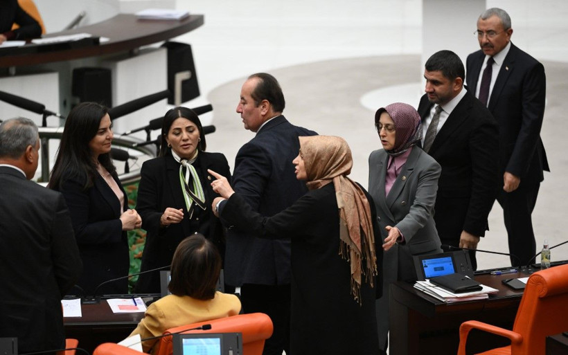 Meclis'te 'mandacı' ve 'alçak' tartışması - Resim: 4