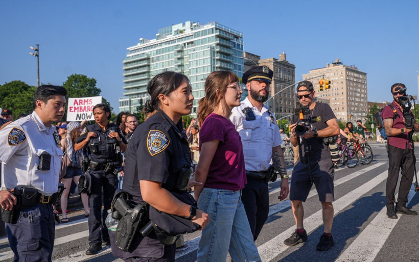 New York'ta Gazze gözaltıları - Resim: 11