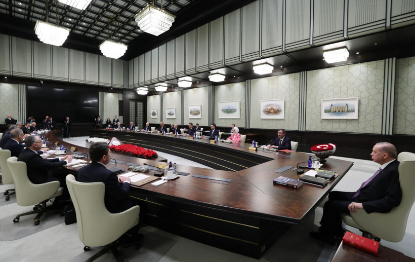 Bahçeli, kabine toplantısına 102 gül gönderdi - Resim: 3