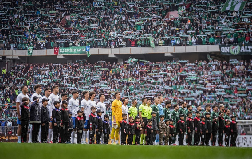 35 bin Bursasporlu bir şehri fethetti: Böyle deplasman görülmedi - Resim: 6