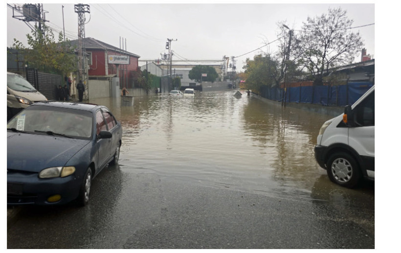 İstanbul'u sel aldı. Daha kötüsünün saati açıklandı - Resim : 5