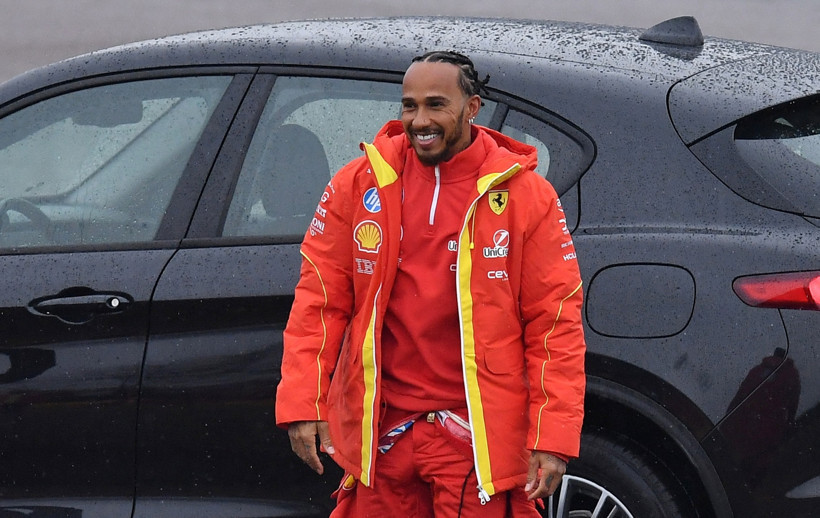 Lewis Hamilton ilk kez Ferrari direksiyonunda! - Resim : 1