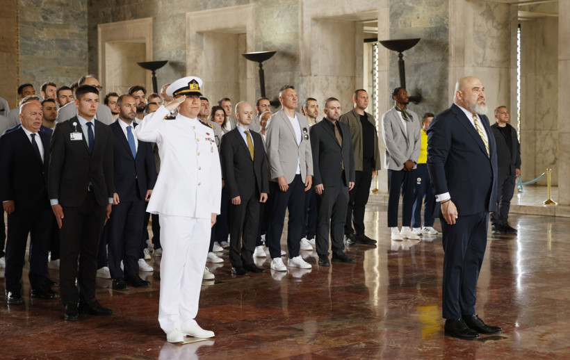 Euroleague şampiyonu Fenerbahçe Beko, 'Ata'nın huzuruna gitti - Resim : 1