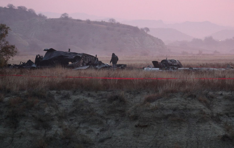 8 bin metre yükseklikte üçe bölündü: Olay yeri böyle görüntülendi - Resim: 14