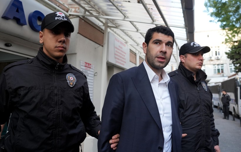 İBB operasyonunda 5'i belediye başkanı 22 kişi tutuklandı - Resim : 3