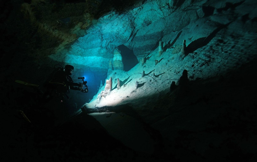 Hatay'da denize daldılar, büyülendiler - Resim: 7