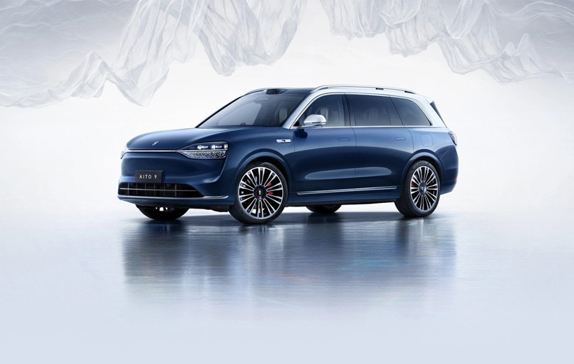 Bir zamanlar minivan üretiyordu, lüks segmentte BMW ve Mercedes’i geçti - Resim : 1