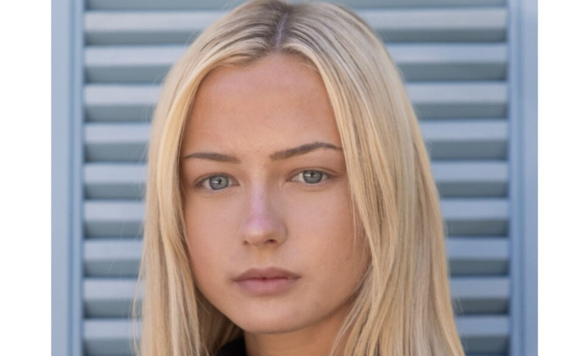 Yılın en ışıltılı gecesi: Sosyetenin genç güzelleri sahneye çıkıyor - Resim: 8