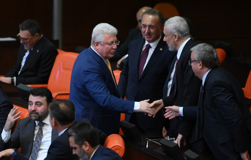 Meclis'te 'hırsızlık' tartışması: Tansiyon yükseldi - Resim: 3