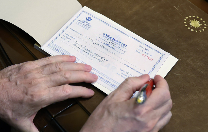 Erdoğan bağış yaptı: İşte makbuz - Resim : 1