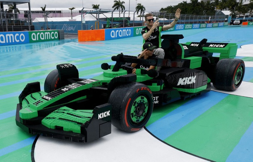 Formula 1'e 'LEGO araç' damga vurdu - Resim: 10