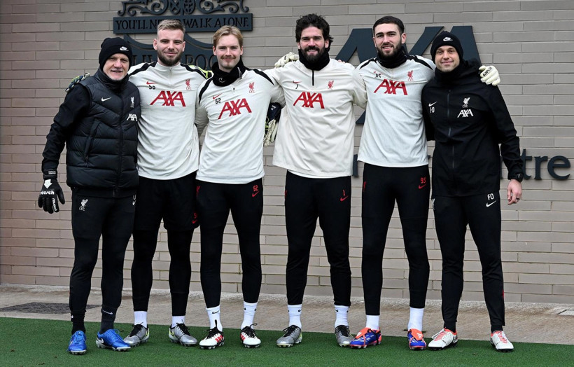 Beşiktaş'ta tutunamadı, Liverpool'da yardımcı hoca oldu - Resim : 1