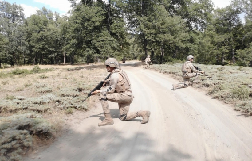 Komandolardan yangın devriyesi - Resim : 1