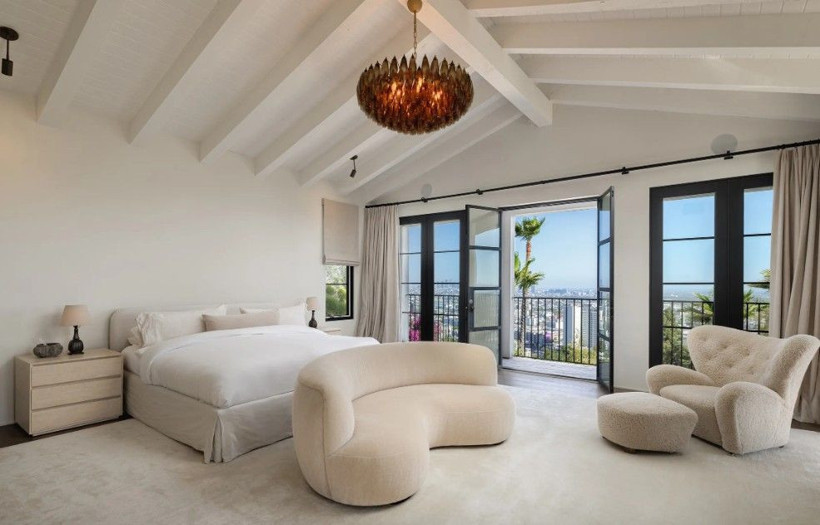 Brad Pitt hırsızlık travmasını atlatamadı, rock yıldızından yüksek güvenlikli malikane satın aldı - Resim: 5