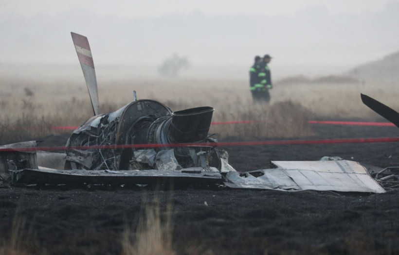 8 bin metre yükseklikte üçe bölündü: Olay yeri böyle görüntülendi - Resim: 10