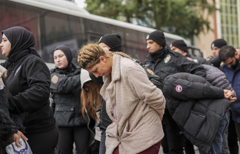 Maşalar yakalandı, elebaşları firari: Para vaadiyle suç makinesine dönüştürdüler - Resim: 12